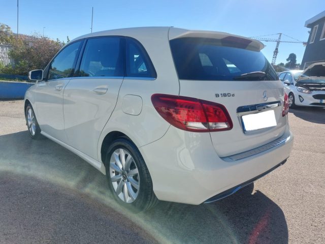 MERCEDES-BENZ B 180 usata 6