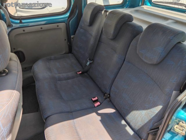 RENAULT Kangoo usata, con Cronologia tagliandi