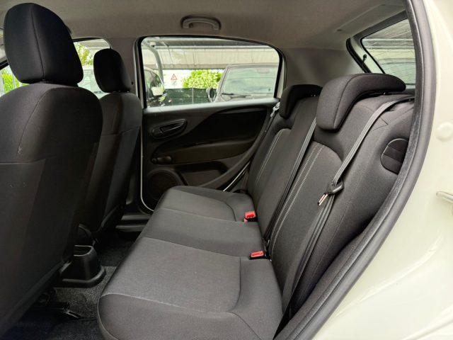 FIAT Punto usata 11