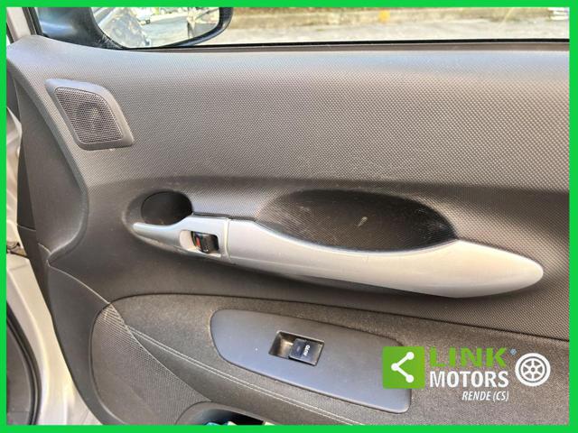 TOYOTA Auris usata, con Isofix
