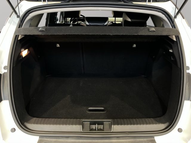 RENAULT Captur usata, con Fari LED