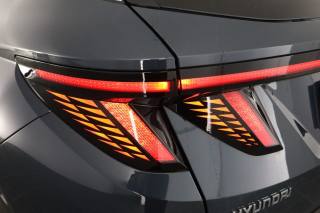 HYUNDAI Tucson usata 9