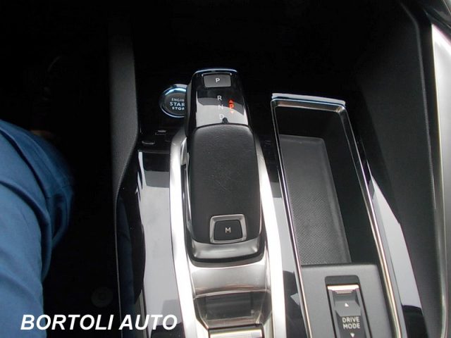 PEUGEOT 3008 usata, con Alzacristalli elettrici