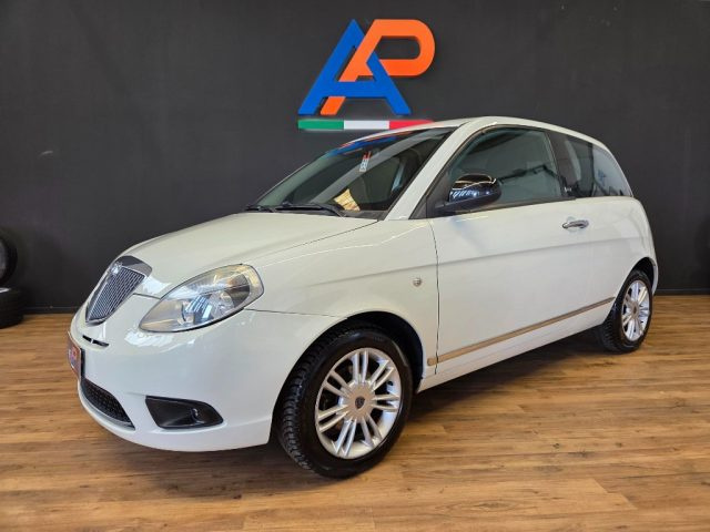 LANCIA Ypsilon usata, con ABS