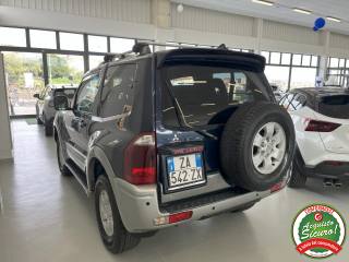 MITSUBISHI Pajero usata, con Cerchi in lega