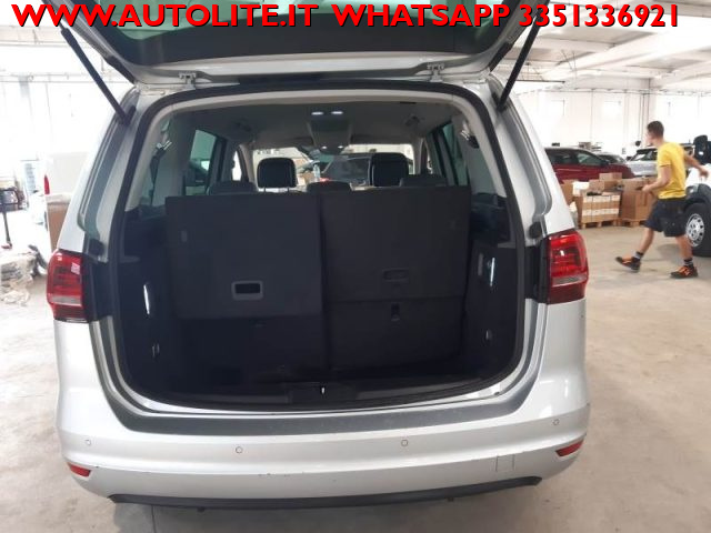 VOLKSWAGEN Sharan usata, con Autoradio