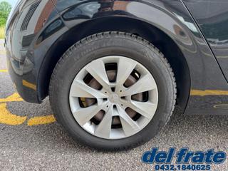 PEUGEOT 208 usata, con USB