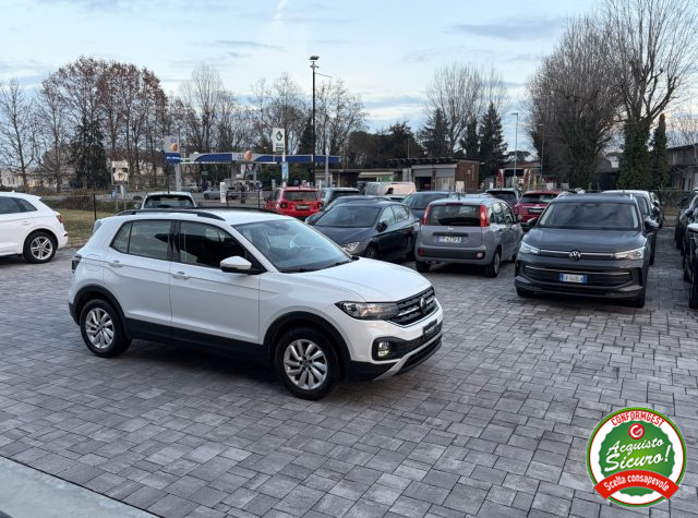 VOLKSWAGEN T-Cross usata, con Autoradio