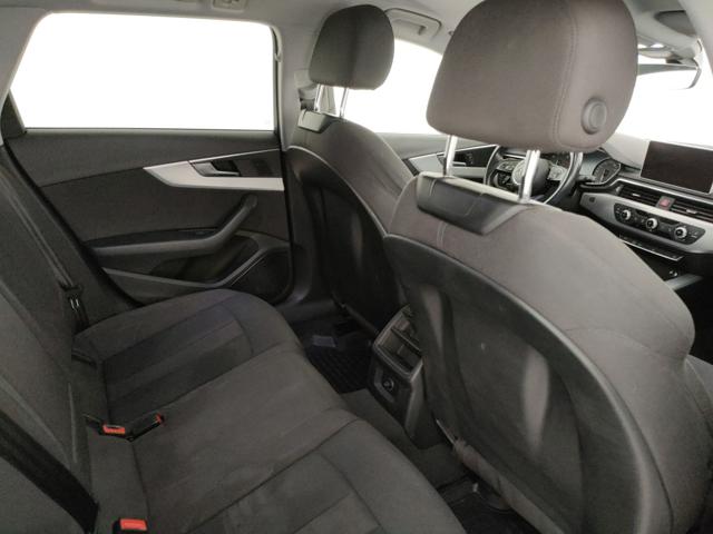 AUDI A4 usata, con Autoradio digitale