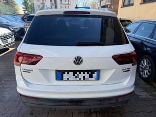 VOLKSWAGEN Tiguan Allspace usata, con Cerchi in lega
