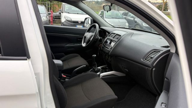 MITSUBISHI ASX usata, con Sensori di parcheggio posteriori