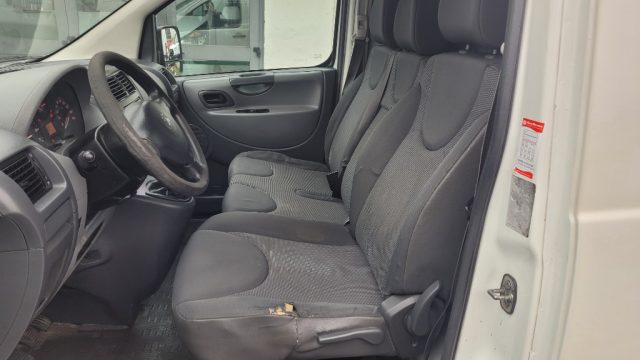 PEUGEOT Expert usata 8