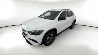 MERCEDES-BENZ GLA 200 usata, con Luci diurne LED