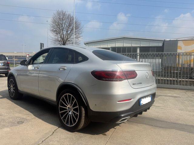 MERCEDES-BENZ GLC 220 usata, con Boardcomputer