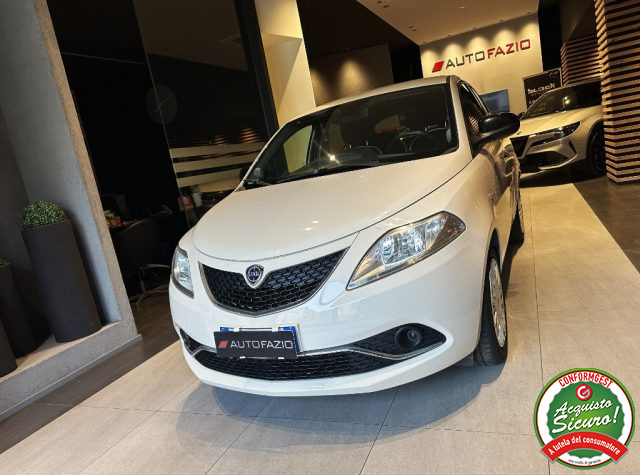 LANCIA Ypsilon usata, con Airbag