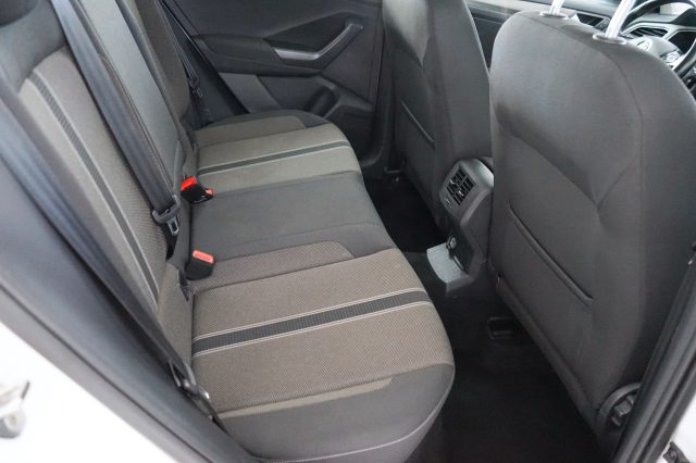 VOLKSWAGEN T-Roc usata, con Airbag testa