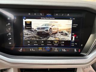 VOLKSWAGEN Touareg usata, con Bluetooth