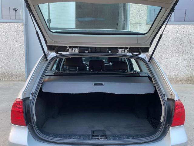 BMW 318 usata, con Sedile posteriore sdoppiato