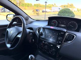 LANCIA Ypsilon usata, con Volante in pelle