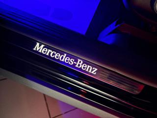 MERCEDES-BENZ GLA 200 usata, con Park Distance Control