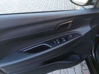 HYUNDAI i20 usata, con Sensori di parcheggio posteriori