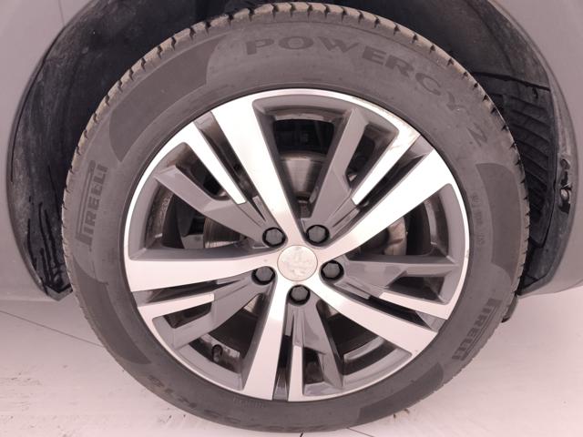 PEUGEOT 3008 usata, con Sensore di luce