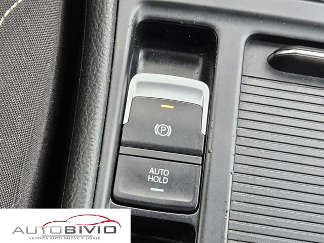VOLKSWAGEN Golf usata, con Isofix