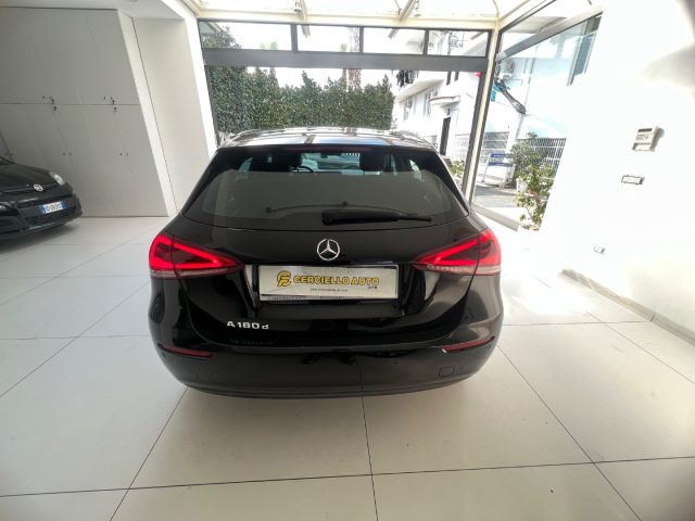 MERCEDES-BENZ A 180 usata, con Sistema di navigazione