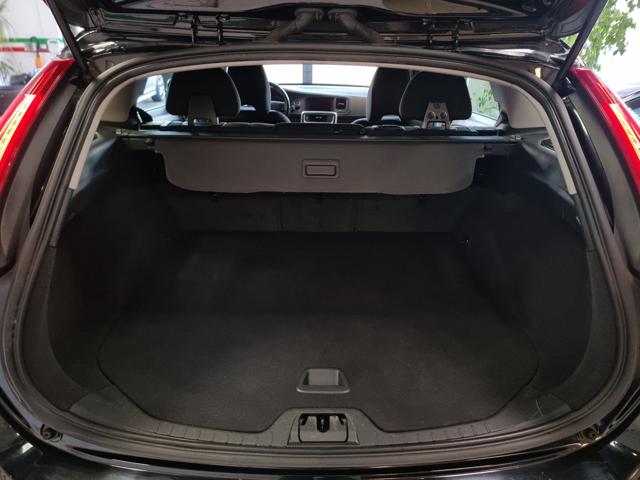 VOLVO V60 Cross Country usata, con Cerchi in lega