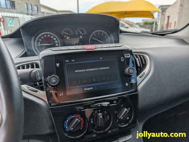 LANCIA Ypsilon usata, con Volante multifunzione