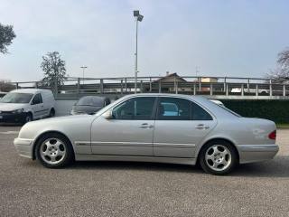 MERCEDES-BENZ E 320 usata, con Boardcomputer