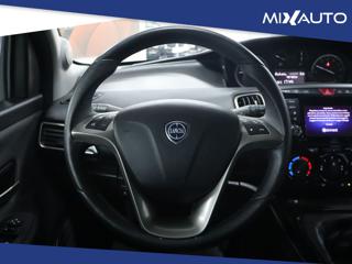 LANCIA Ypsilon usata, con Volante in pelle