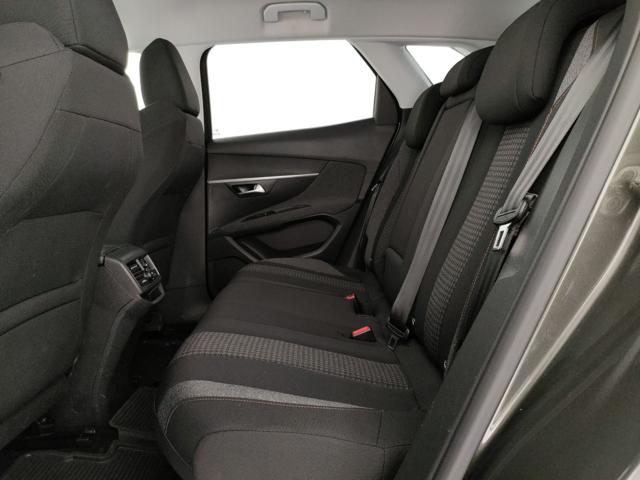 PEUGEOT 3008 usata, con Park Distance Control
