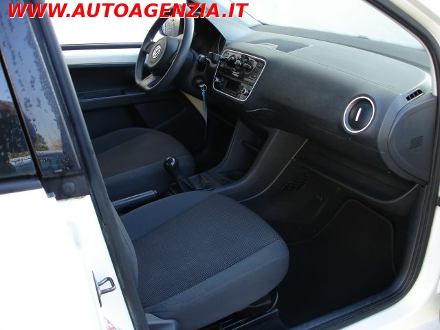VOLKSWAGEN up! usata 12