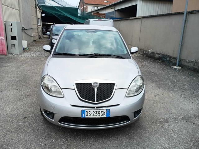 LANCIA Ypsilon usata, con Airbag