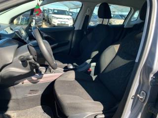 PEUGEOT 2008 usata, con Controllo trazione