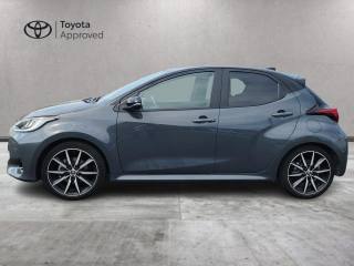 TOYOTA Yaris usata, con Alzacristalli elettrici