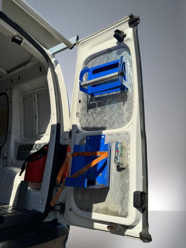 VOLKSWAGEN Caddy usata 42