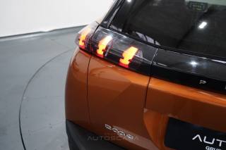 PEUGEOT 2008 usata, con Isofix