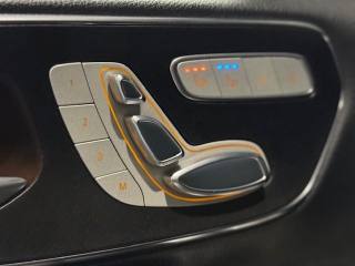 MERCEDES-BENZ V 250 usata, con Leve al volante