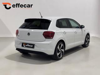 VOLKSWAGEN Polo usata, con Autoradio