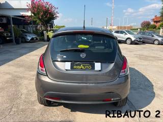 LANCIA Ypsilon usata, con Isofix