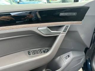 VOLKSWAGEN Touareg usata, con Chiusura centralizzata