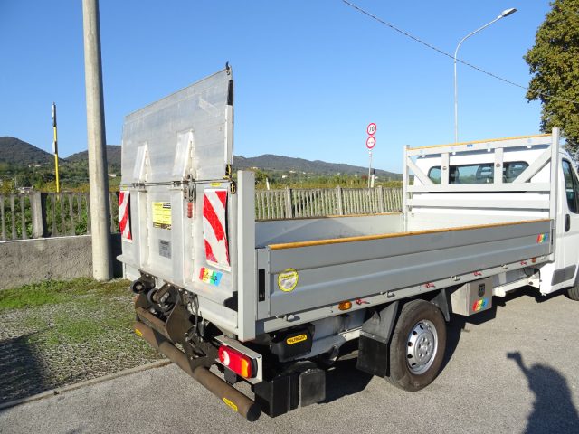 PEUGEOT Boxer usata, con ESP