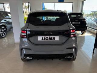 LIGIER JS usata, con Autoradio