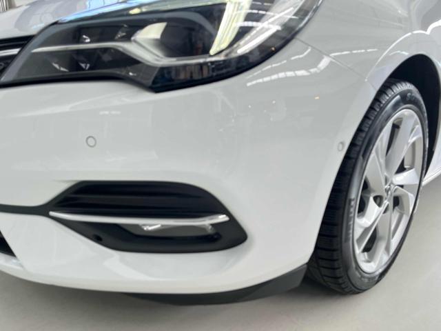 OPEL Astra usata, con Autoradio digitale