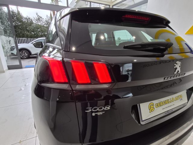 PEUGEOT 3008 usata, con Volante in pelle