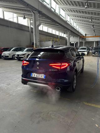 ALFA ROMEO Stelvio usata, con Portellone posteriore elettrico