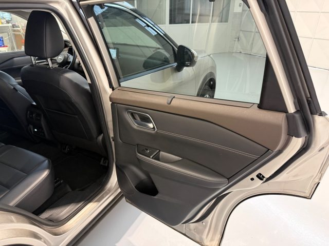 NISSAN X-Trail usata 42