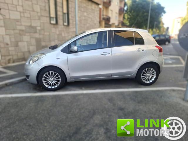 TOYOTA Yaris usata, con Airbag